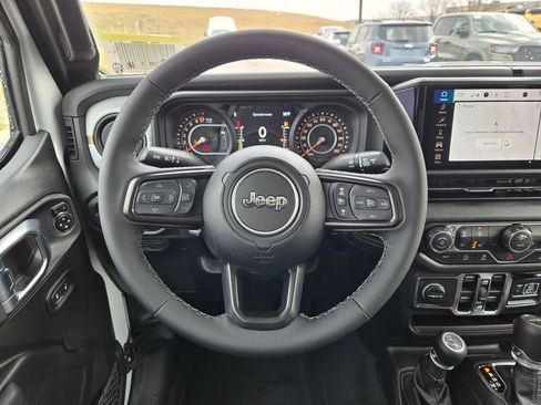 New 2026 Jeep Gladiator Sport AWD/4WD image 18