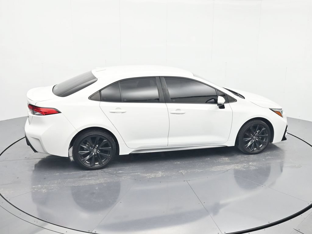 Used 2023 Toyota Corolla SE FWD image 31