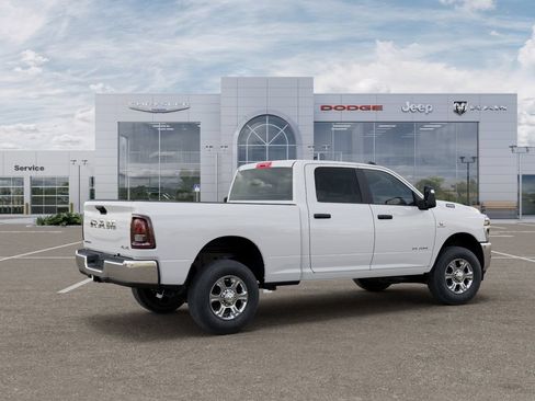 New 2026 RAM 2500 Big Horn AWD/4WD image 4