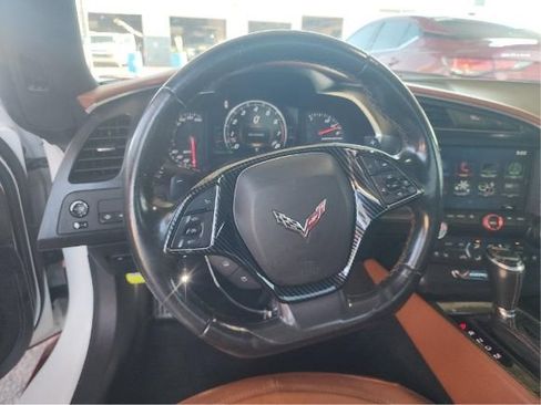 Used 2018 Chevrolet Corvette Stingray Convertible w/ 2LT Preferred Equipment Group RWD image 6