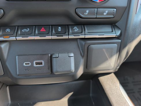 Used 2022 GMC Sierra 1500 Elevation AWD/4WD image 31