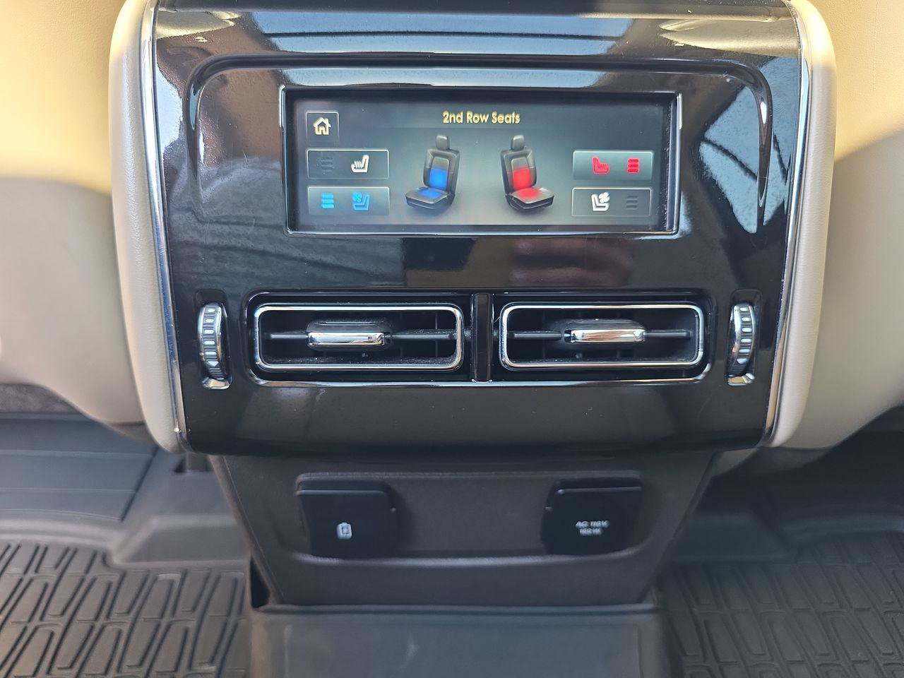 Used 2021 Lincoln Aviator Reserve w/ Equipment Group 201A AWD/4WD image 26