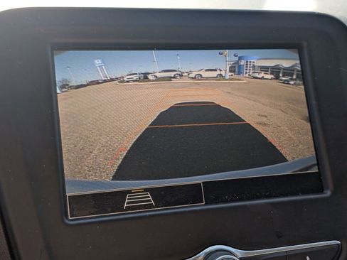 Used 2023 Chevrolet Equinox LT image 17