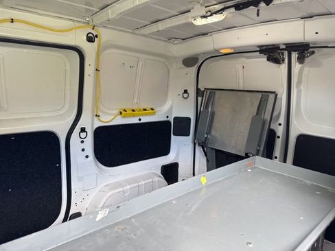 Used 2020 Nissan NV200 SV image 24