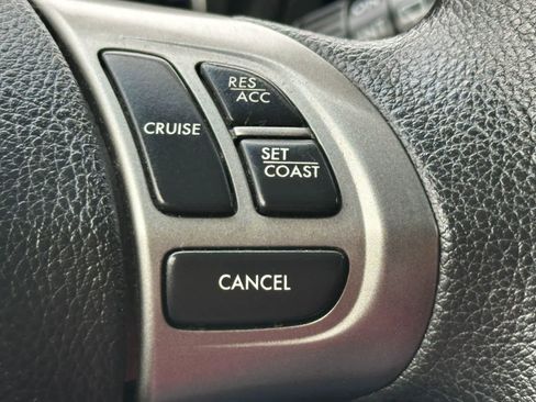 Used 2011 Subaru Forester 2.5X Premium w/ All-Weather Pkg AWD/4WD image 27