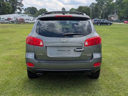 Used 2009 Hyundai Santa Fe Limited FWD image 4