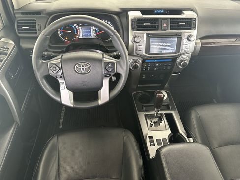 Used 2018 Toyota 4Runner Limited image 15