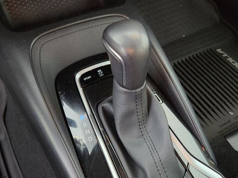 Used 2020 Toyota Corolla SE image 21