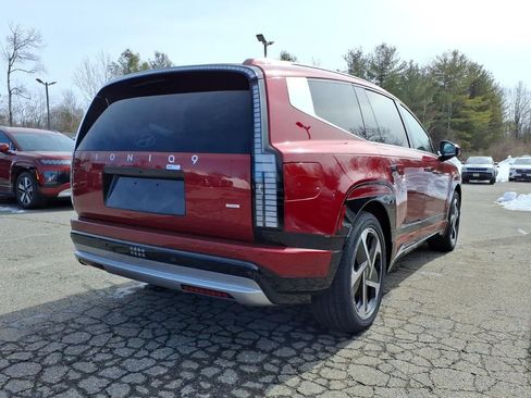 New 2026 Hyundai Ioniq 9 Limited image 3