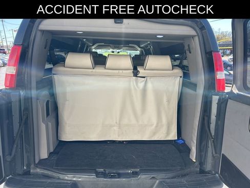 Used 2017 Chevrolet Express 2500 Conversion image 8