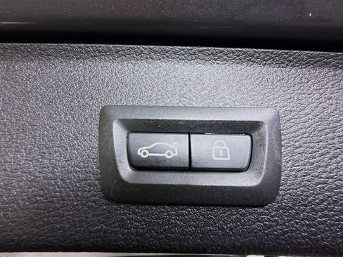 Used 2017 BMW X3 sDrive28i RWD image 41