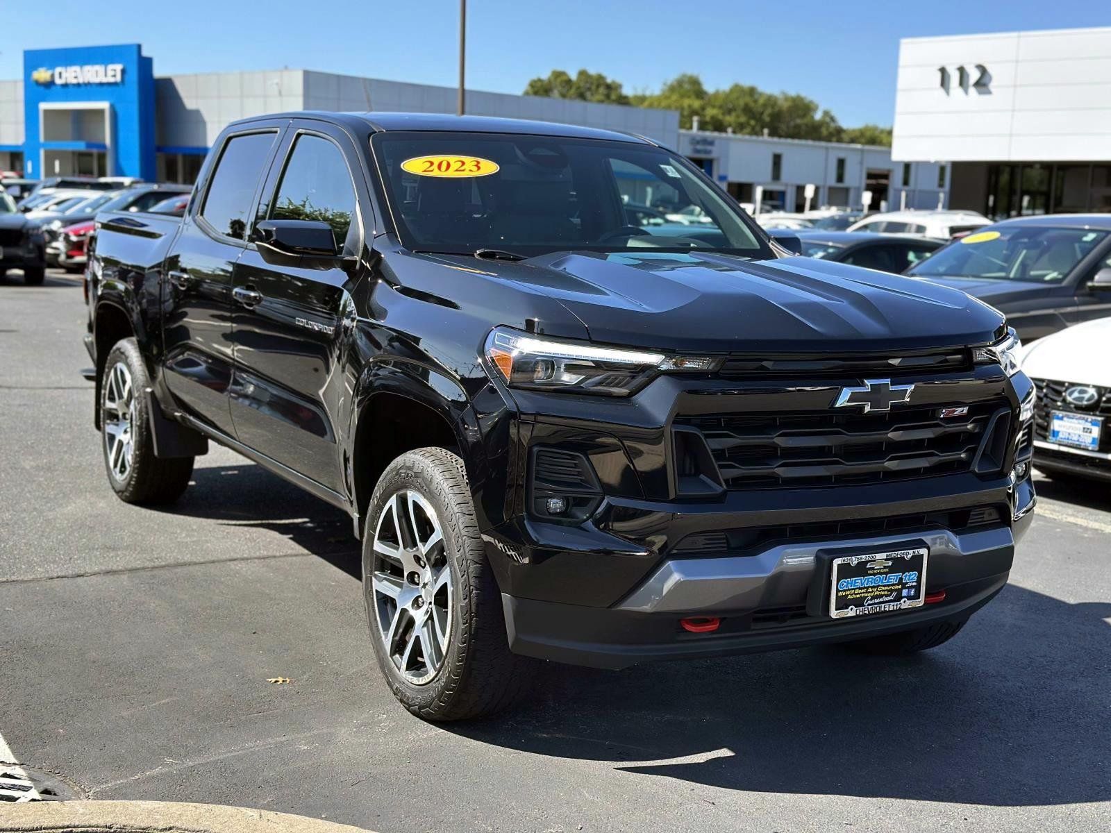 Used 2023 Chevrolet Colorado Z71 w/ Z71 Convenience Package 2 AWD/4WD image 5