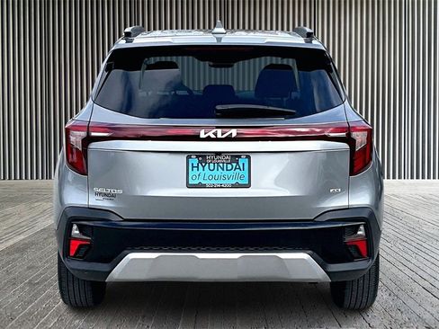 Used 2024 Kia Seltos S image 4