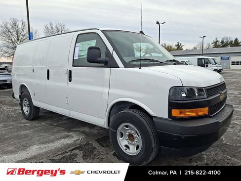 New 2025 Chevrolet Express 2500 w/ Driver Convenience Package RWD image 2