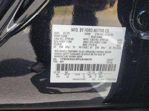 Used 2023 Ford Explorer ST w/ Equipment Group 401A AWD/4WD image 27