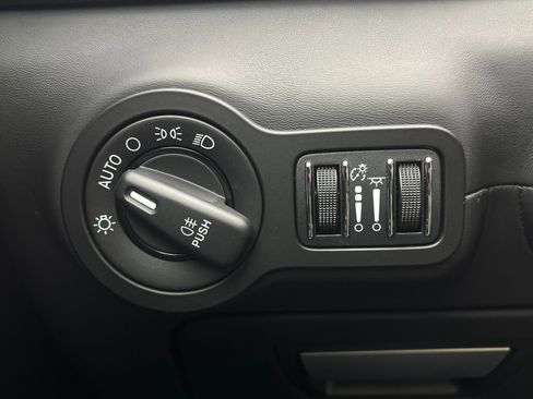 Used 2018 Maserati Ghibli GranLusso image 42