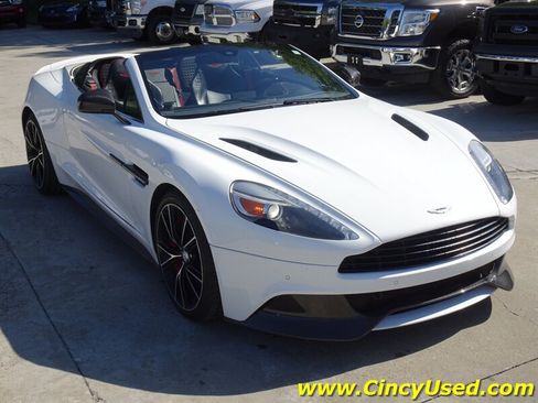 Used 2014 Aston Martin Vanquish Volante RWD image 5