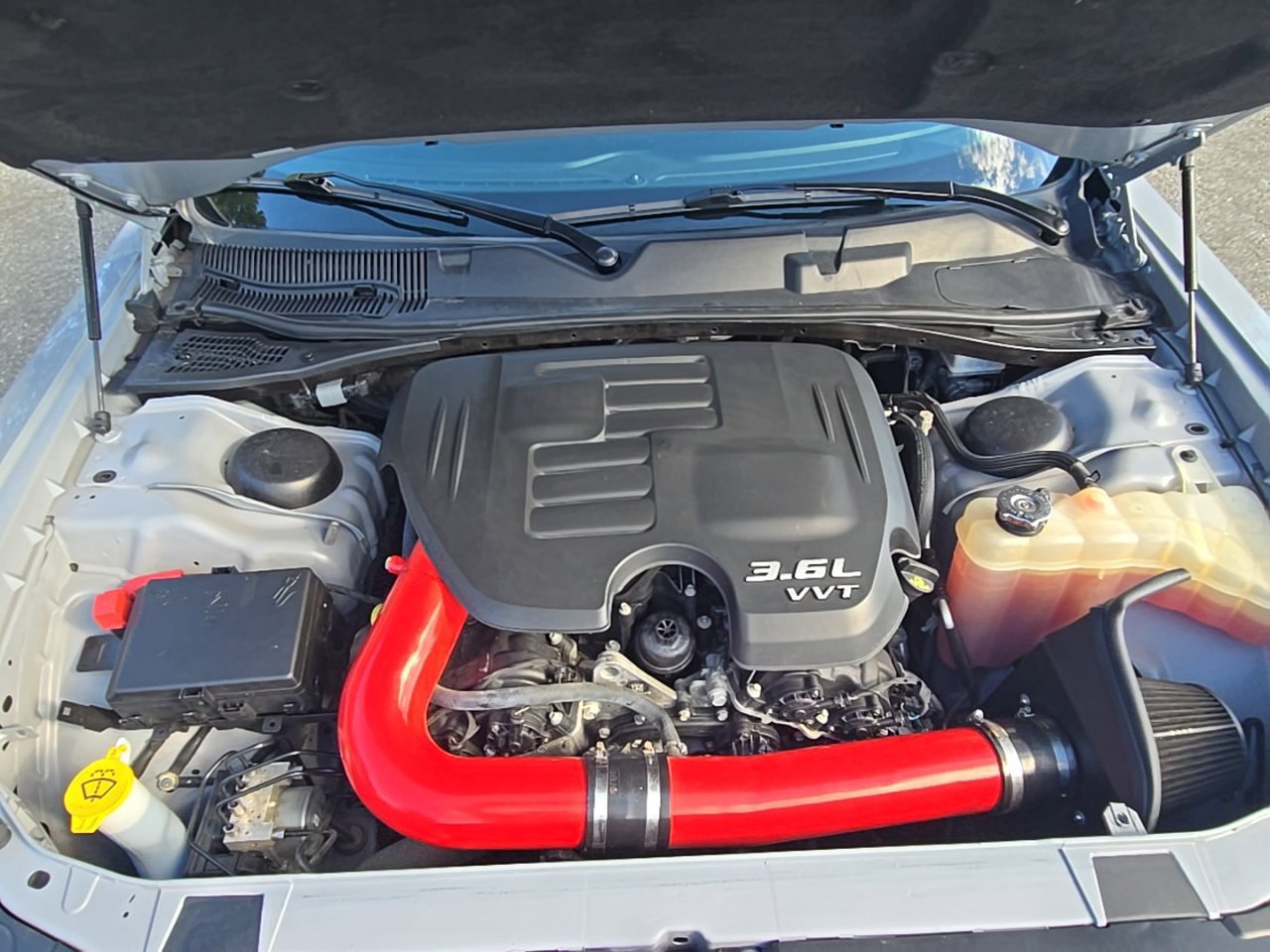 Used 2020 Dodge Challenger GT w/ Blacktop Package RWD image 10