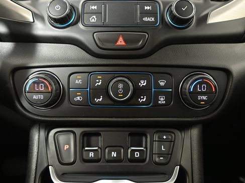 Used 2019 GMC Terrain SLT w/ Preferred Package AWD/4WD image 31