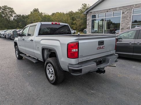 Used 2019 GMC Sierra 2500 4x4 Crew Cab w/ Sierra Convenience Package image 4