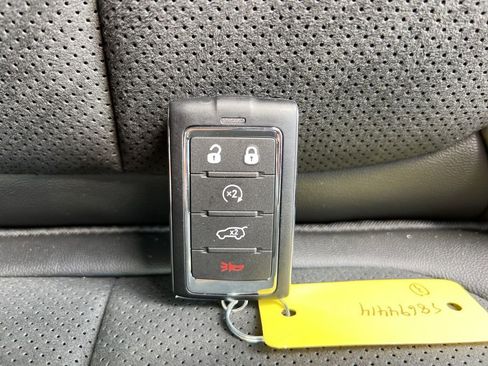 New 2025 Jeep Grand Cherokee L Laredo AWD/4WD image 30