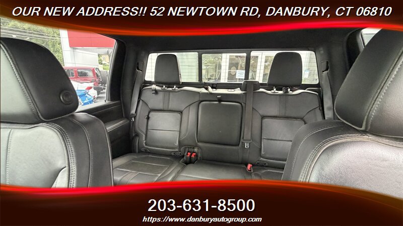 Used 2022 Chevrolet Silverado 3500 High Country AWD/4WD image 25