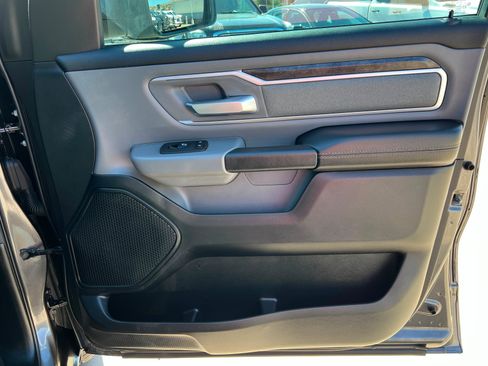 Used 2021 RAM 1500 Big Horn w/ Level 1 Safety Group AWD/4WD image 23
