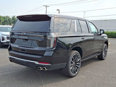 New 2025 Chevrolet Tahoe High Country w/ LPO, Illumination Package AWD/4WD image 8