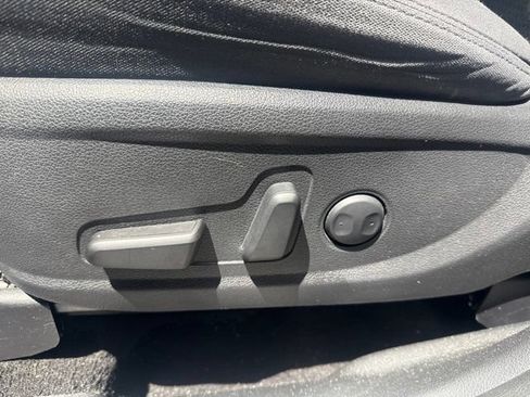 Used 2023 Hyundai Santa Fe SEL FWD image 12