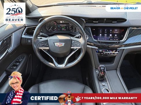 Used 2024 Cadillac XT6 Premium Luxury AWD/4WD image 16