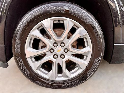 Used 2019 Chevrolet Traverse Premier AWD/4WD image 37