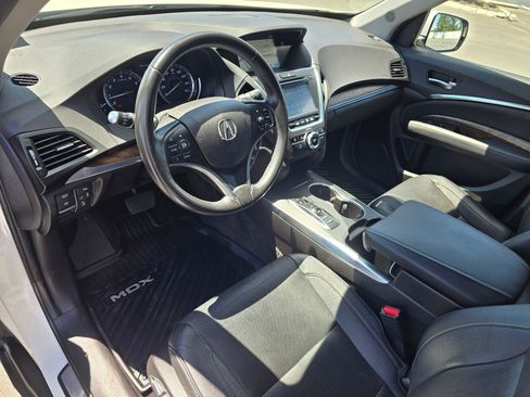 Used 2020 Acura MDX SH-AWD w/ Technology Package image 2
