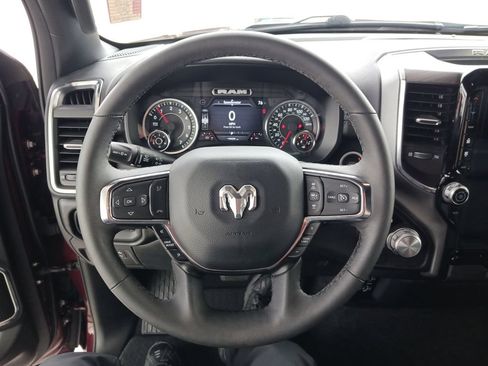 Used 2025 RAM 1500 Laramie AWD/4WD image 17