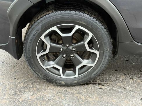 Used 2015 Subaru Crosstrek 2.0i Premium image 8