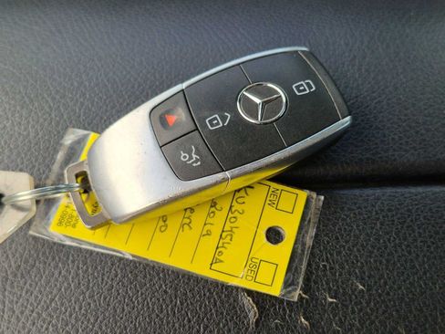 Used 2019 Mercedes-Benz C 300 Sedan image 20