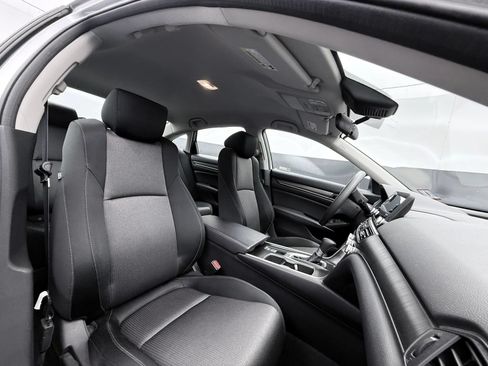 Used 2020 Honda Accord LX image 10