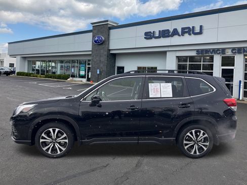 Certified 2023 Subaru Forester Limited image 4