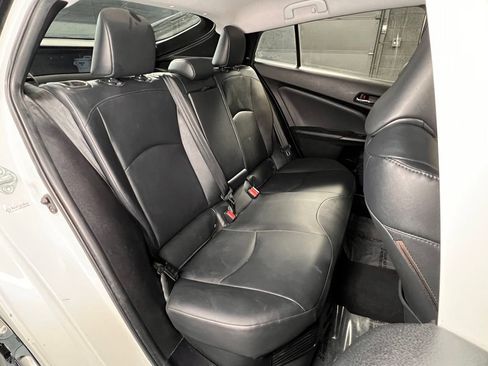 Used 2019 Toyota Prius FWD image 25