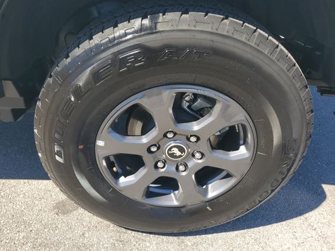 Used 2025 Ford Bronco Big Bend image 28