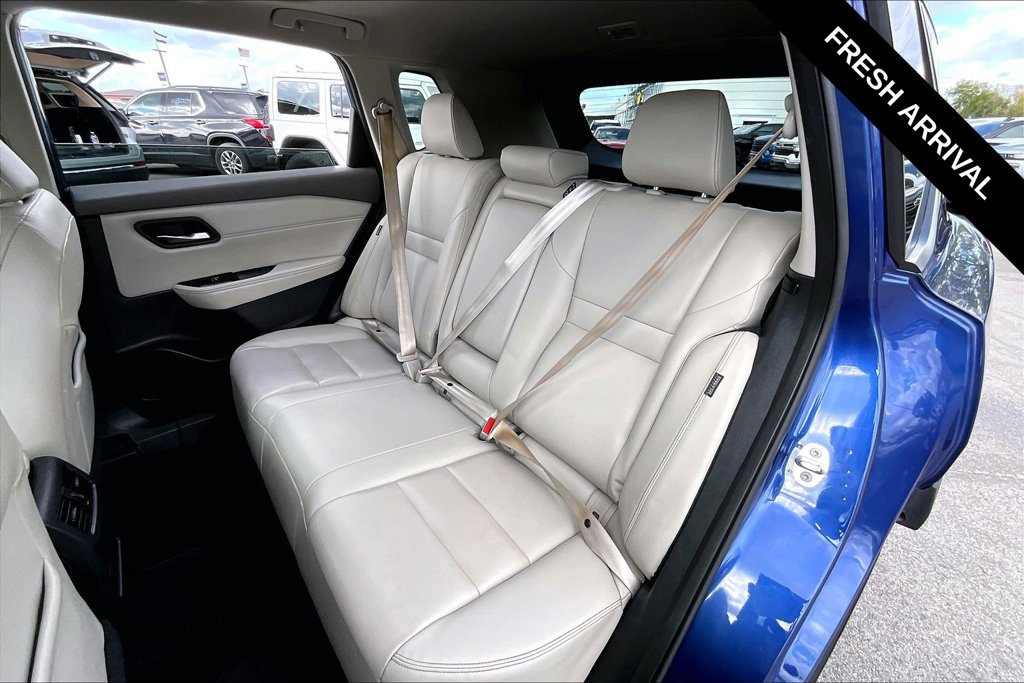 Used 2022 Nissan Rogue SL FWD image 7