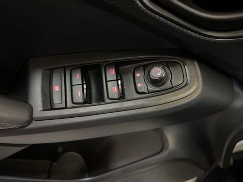 Certified 2025 Subaru Crosstrek 2.0i Premium image 40