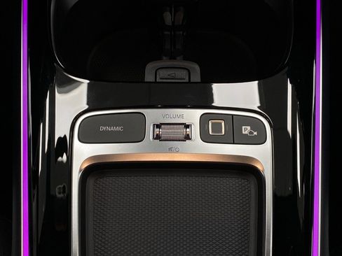 Certified 2025 Mercedes-Benz GLB 250 4MATIC image 24