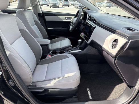 Used 2017 Toyota Corolla LE w/ Carpet Mat Package (TMS) image 23