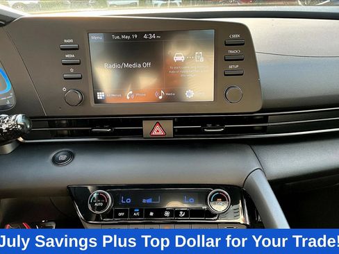 Used 2026 Hyundai Elantra SEL Sport Premium w/ Cargo Package FWD image 19