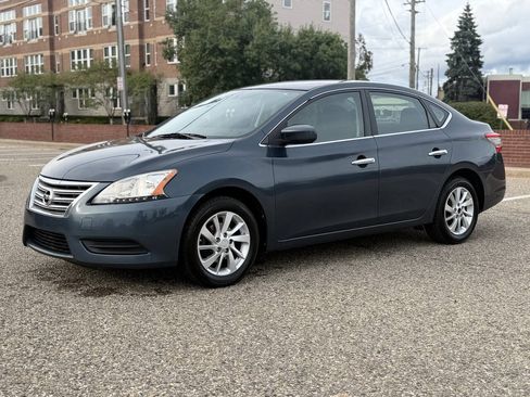 Used 2015 Nissan Sentra S FWD image 3