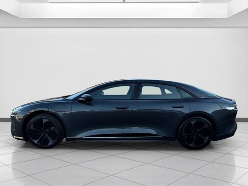 Used 2024 Lucid Air Touring image 5