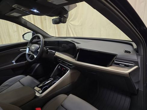 Used 2025 Audi Q5 Prestige image 33