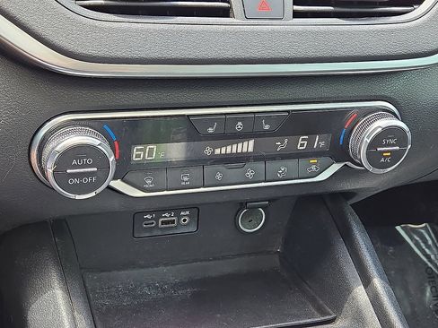 Used 2019 Nissan Altima 2.5 SV FWD image 28