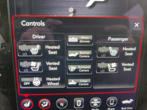 Used 2021 RAM 2500 Laramie w/ Night Edition image 35