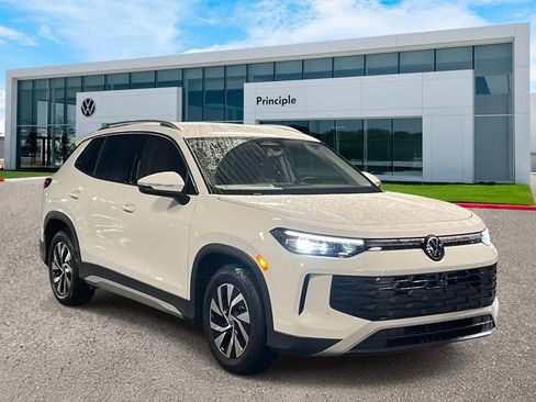 New 2026 Volkswagen Tiguan S image 2